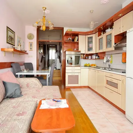 Poetry * スプリト